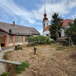 Kúria jellegű 240 nm-es családi ház - közel 1 ha rét,legelő vásárolható hozzá